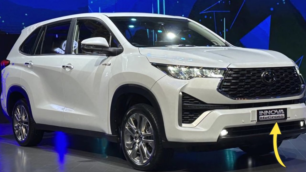Toyota Innova Hycross